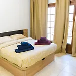 Casa Pari * بلايا بلانكا
