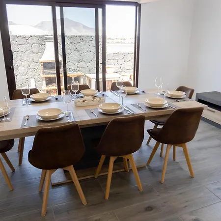 Vila Casa Pari *